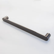 code-lamone-round-heated-towel-single-bars-650