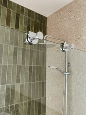 VERSA ROUND SHOWER SCREEN HOOK - Matte White