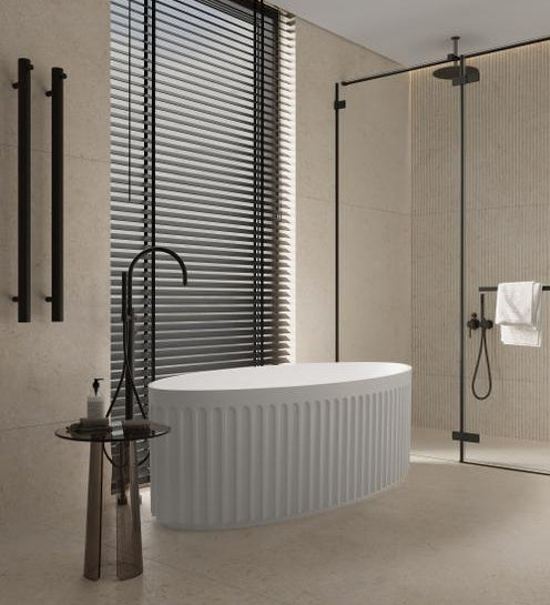 Laurel_oval_bath_View01_size_medium_c1833fb3-2aef-4403-b223-3bb51d482a57.jpg