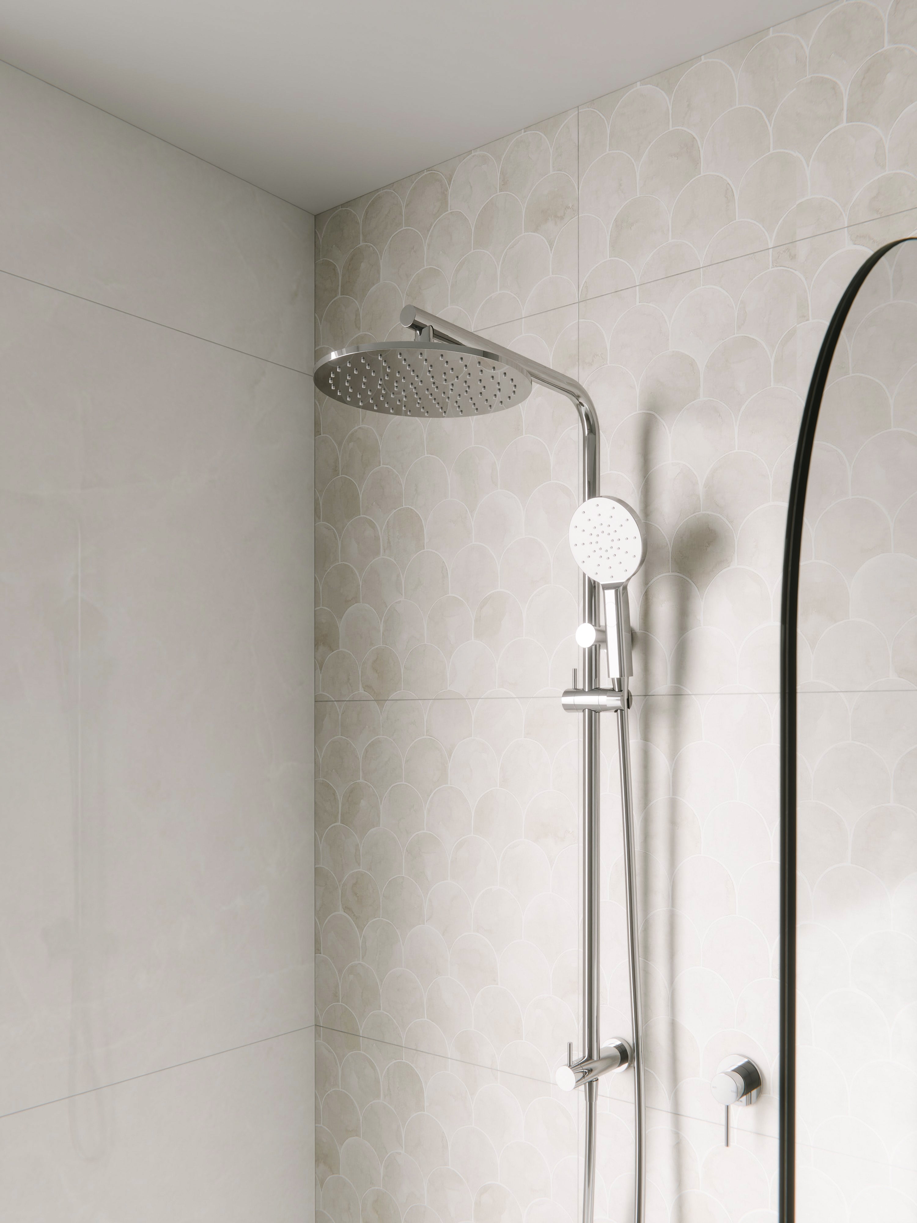 *Soiled Packaging* Code Nature Round Shower Column - Chrome