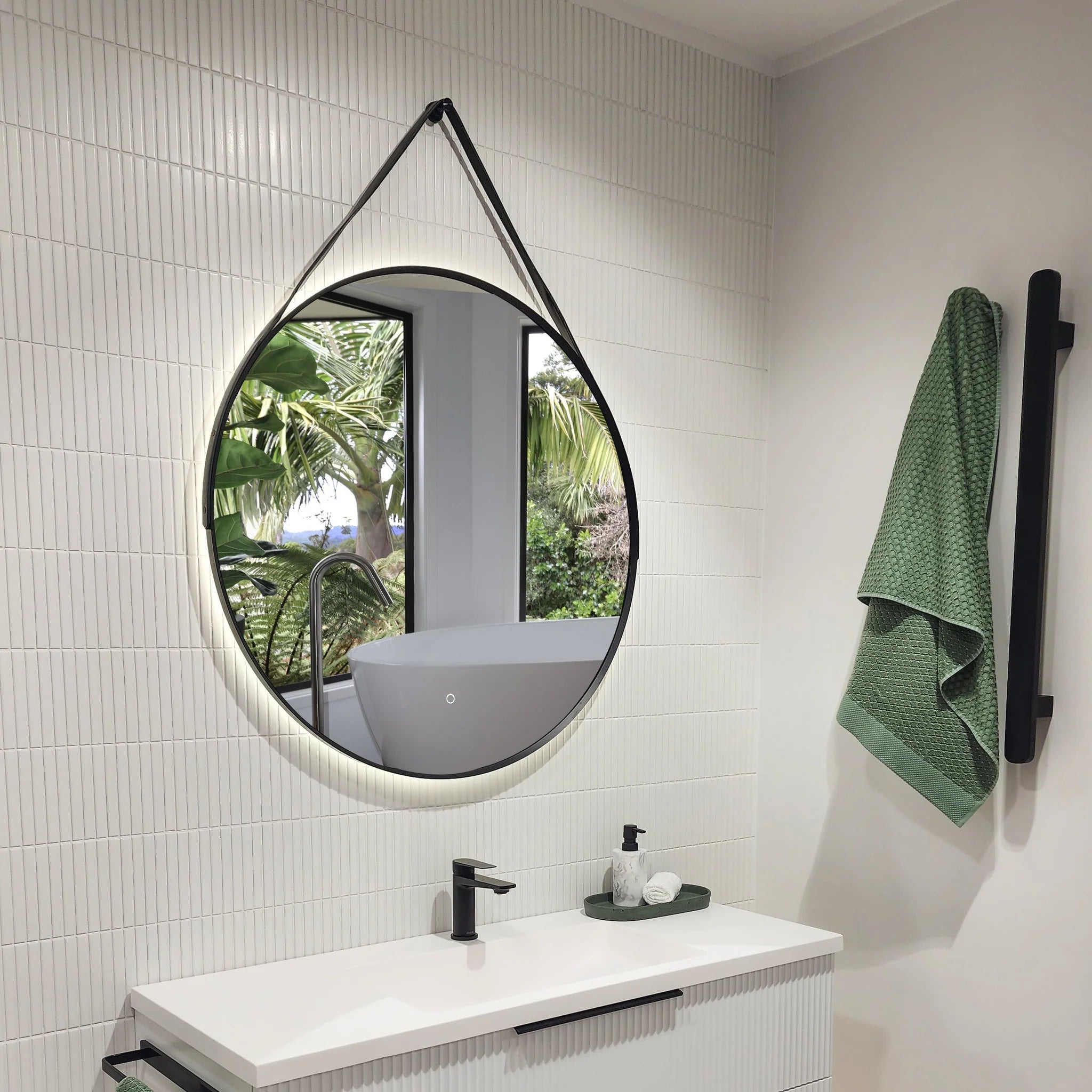 PiperVanitywhiteblackhandles_002_copy_2048x_fe77835c-b2e3-42a7-a0de-3f61e8d3fdf7.webp